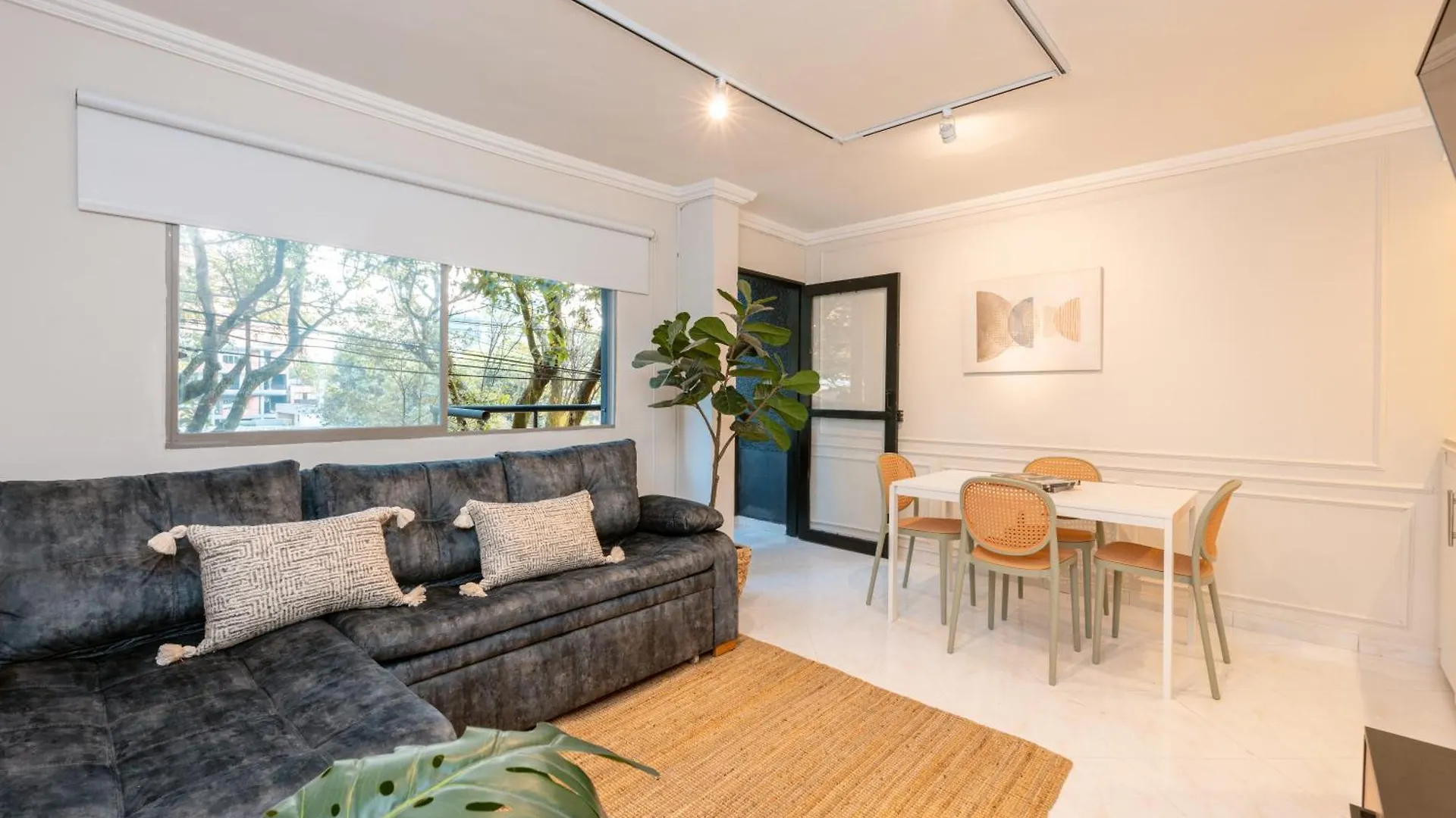 Casa Lleras 201 Apartment Medellin