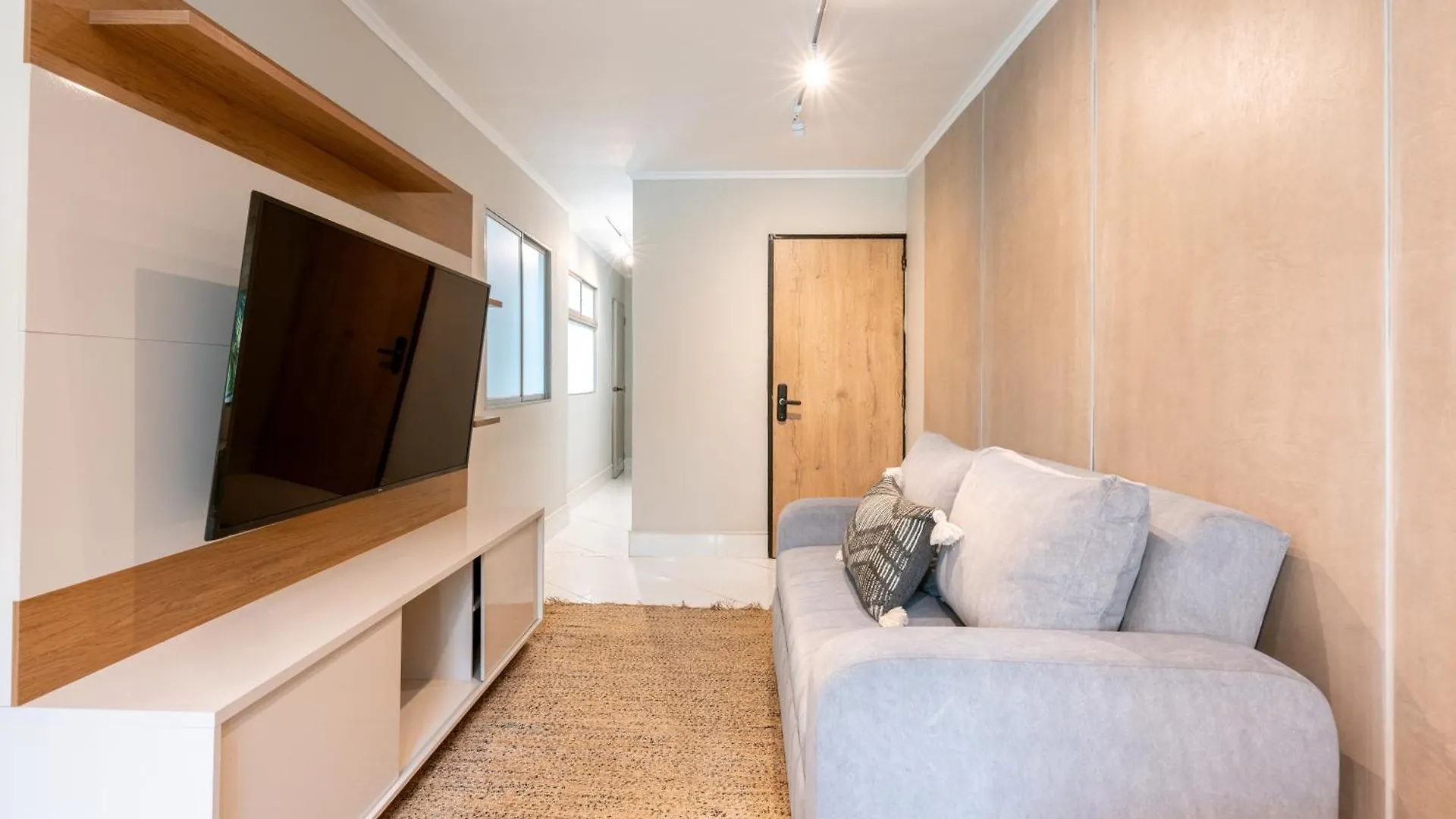 Casa Lleras 201 Apartment Medellin